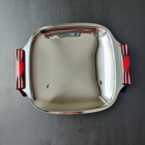 Glo Hill - Gourmates small square cake serving tray with red bakelite hanlles - Picture 12 of 12